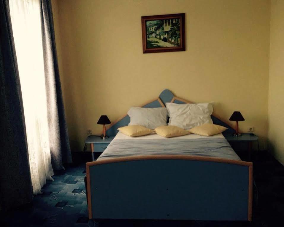 Hotel Shterev Сопот Екстер'єр фото